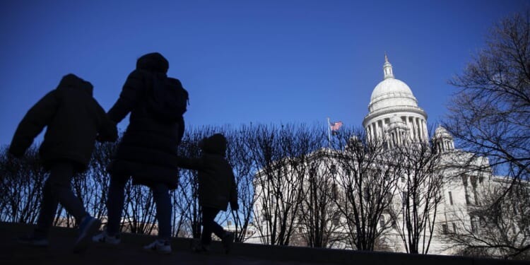 Rhode Island lawmakers pass bill to ban sales of assault weapons