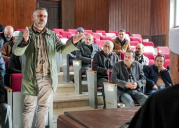 One Muslim Sect Confesses a Trinity. It Includes Simon Peter.