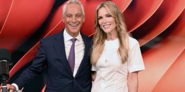 2028 Dem Hopeful Defies Woke Mob After Megyn Kelly Asks Point-Blank, 'Can a Man Become a Woman?'