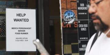 U.S. employers added just 73K jobs last month as labor market weakens in face of Trump trade wars