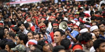 Students rally in Dhaka, pledge to build a 'new Bangladesh' amid political uncertainty
