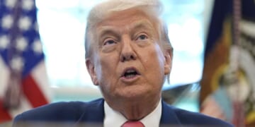 Trump announces U.S. stake in Intel