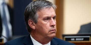 Early Trump Backer Seeks Senate Seat From Alabama