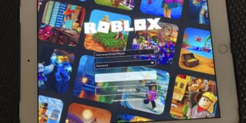 Children's gaming site Roblox under scrutiny over disturbing Kirk 'assassination simulator'