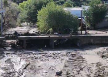 4 dead after flooding in Arizona, including in mining community hit hard by rain