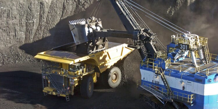 Trump throws $625 million lifeline to coal industry and opens federal lands to mining