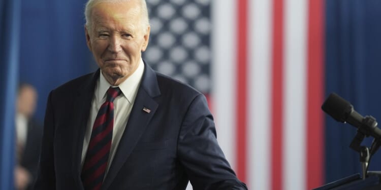 Biden political opponents got stuck on TSA's watchlist, audit finds