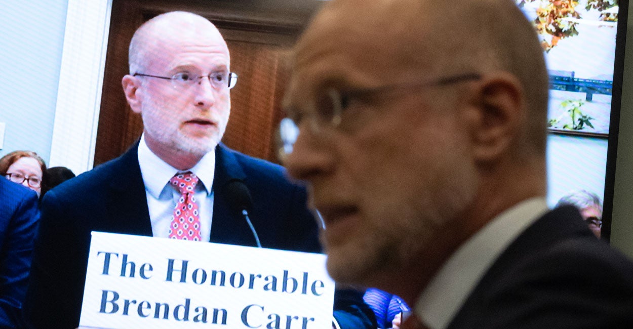 De-escalate Rhetoric Over Government Power, Media Politicization