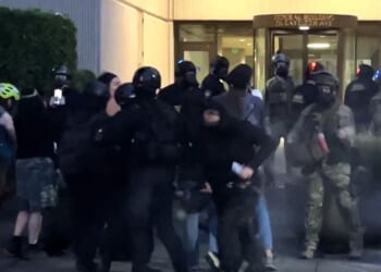 Katie Daviscourt of The Post Millennial filmed officers confronting the protesters with tear gas after antifa members surrounded the federal building in Eugene, Oregon and harrassed employees for several hours.