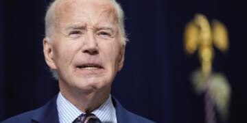 Report Reveals Joe Biden Needed Cheat Sheets to Recognize Top Democrats – PJ Media