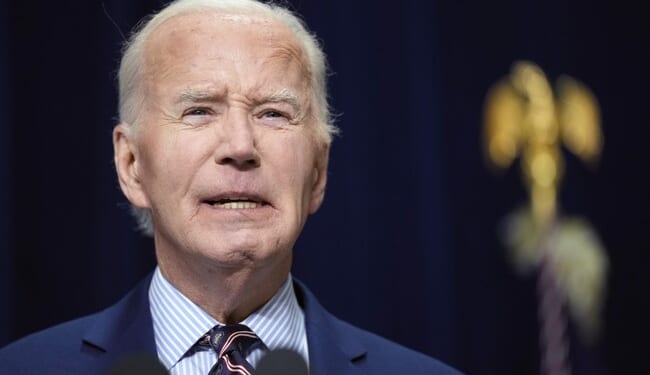 Report Reveals Joe Biden Needed Cheat Sheets to Recognize Top Democrats – PJ Media