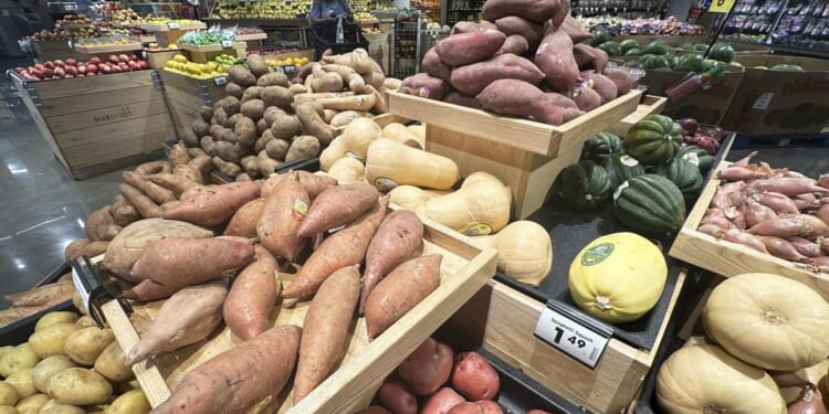 Consumer sentiment breaks even, with no sign of major shutdown angst