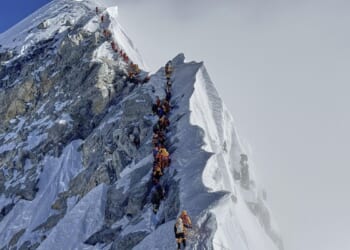 American man first ever to ski down narrow route on northern face of Mount Everest