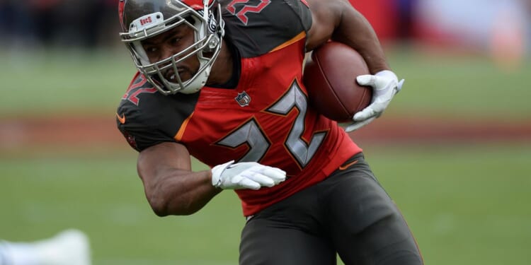 Former NFL player Doug Martin died after struggling with officers, police say