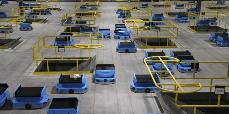Amazon robots could replace over 160,000 new jobs by 2027, over 600,000 by 2033
