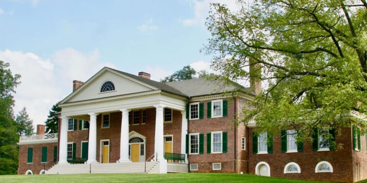 Heritage Foundation guide grades America's historic places on accuracy, political bias