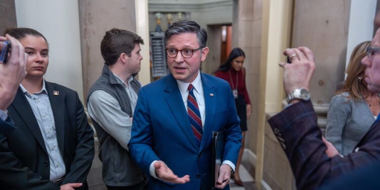 Mike Johnson calls out Democrats for keeping the government closed: 'Just go do your job'