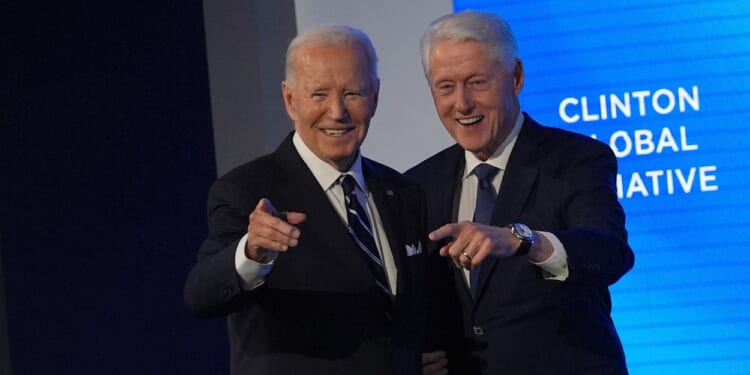 2 Former Presidents Give Trump Credit for Israel-Hamas Deal 