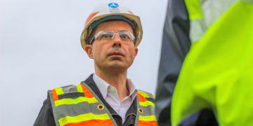 Mayor Pete Is Now Driving the Dems' 2028 Clown Car – PJ Media