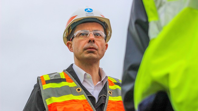 Mayor Pete Is Now Driving the Dems' 2028 Clown Car – PJ Media