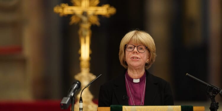 New Archbishop of Canterbury Steps into Anglican Divides