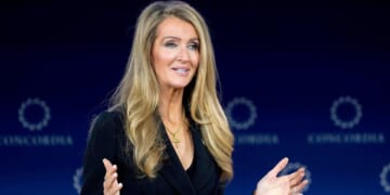 SBA Chief Loeffler Details Effect of Shutdown on Small Businesses