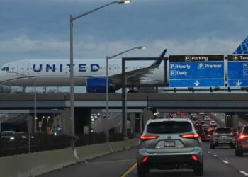 Air traffic to be reduced by FAA by 10% across 40 'high-volume' markets during government shutdown