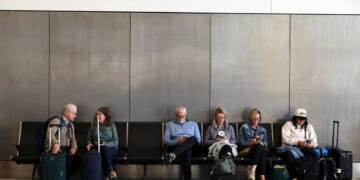 Almost 1,000 flights canceled amid government shutdown