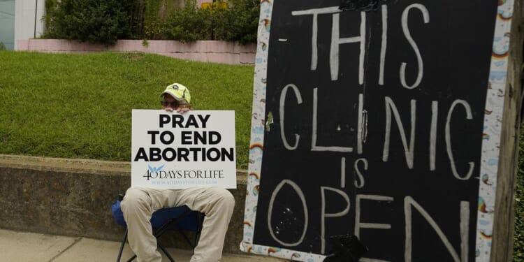 Pro-lifers urge Republicans to add Hyde amendment abortion guardrails to Obamacare