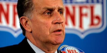 Tagliabue, NFL commissioner of 17 years who led an era of riches and expansion, dies at 84