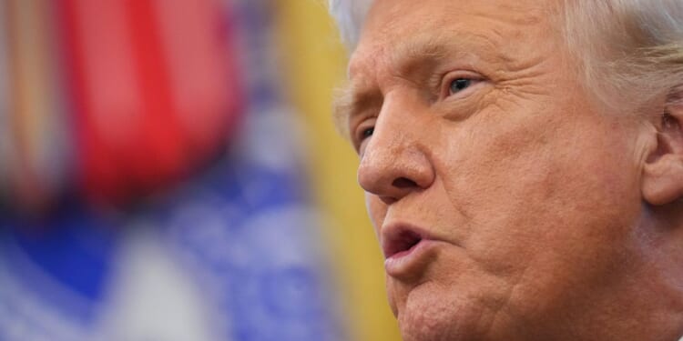 Looking at Trump's plan to give Americans a $2,000 tariff dividend