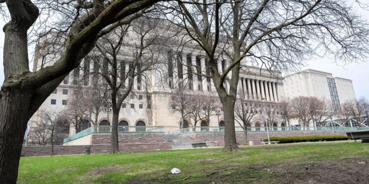 Immigrant who allegedly dodged ICE with Milwaukee judge's help has been deported