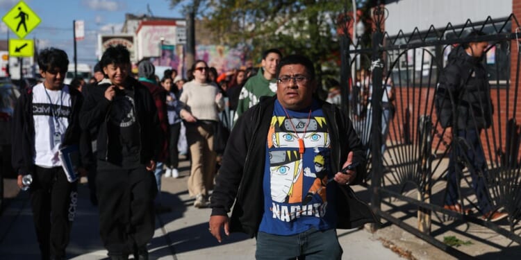 Crackdown on immigration inspires uniquely Chicago pushback that's now a model for other cities