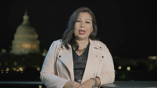 Duckworth Fires Staffer Who Helped Illegal by Impersonating a Lawyer – PJ Media
