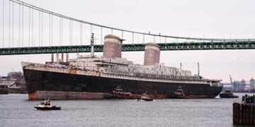 Resting place set for the historic SS United States to become an artificial reef off Florida