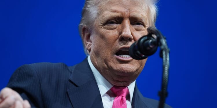 Trump calls for arrest of Democratic senators over military illegal orders video