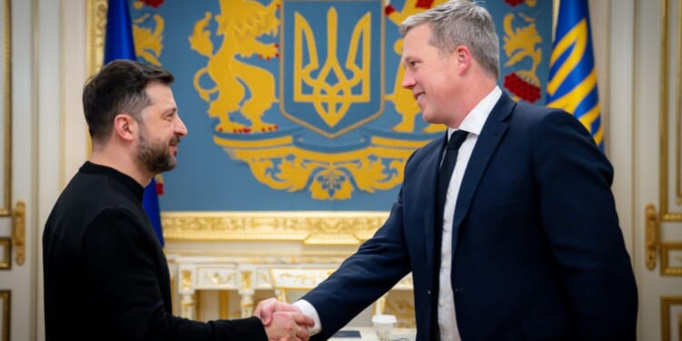 US, Russia draw up Ukraine peace plan and include concessions from Kyiv