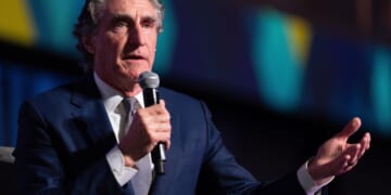 Trump admin announces plan for new oil drilling off the coasts of Florida and California