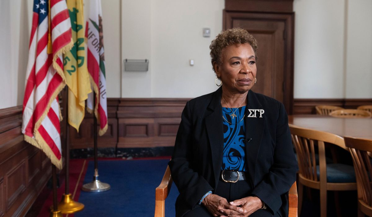 Barbara Lee, Oakland's new mayor, fights high crime and tells federal law enforcement to stay away