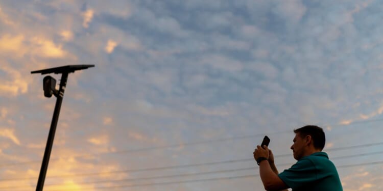 Lawmakers question legality of Border Patrol license plate reader program