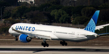 LOS ANGELES, CALIFORNIA - OCTOBER 17: A United Airlines Boeing 787 Dreamliner airplane arrives at Los Angeles International Airport from Tokyo on October 17, 2025 in Los Angeles, California. (Photo by Kevin Carter/Getty Images)
