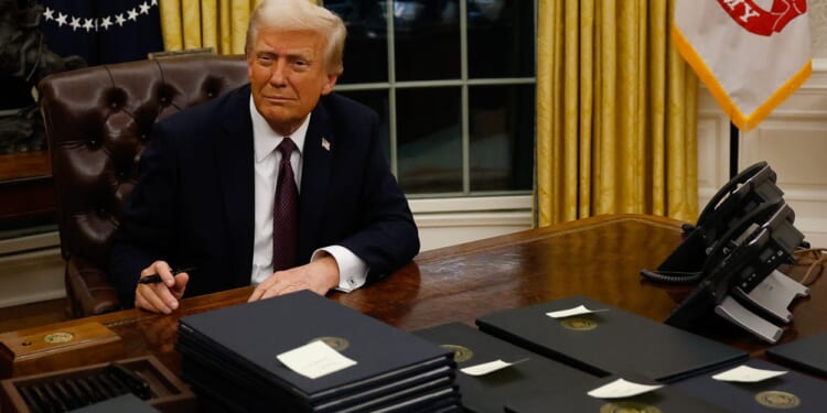 Federal & State Governments Are Rooting Out DEI & ESG