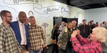 Former Mets slugger Darryl Strawberry thanks Trump for pardon during sermon at Tulsa church