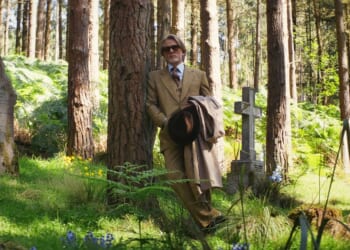 Knives Out’s Benoit Blanc Says He Hates the Church