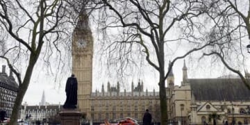 UK Policeman Fired for Not Treating Knifeman With ‘Courtesy’ – PJ Media