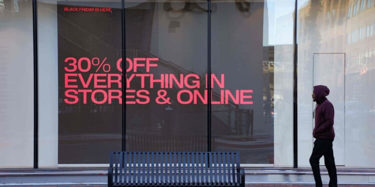 Shoppers expected to spend record $14.2 billion on Cyber Monday