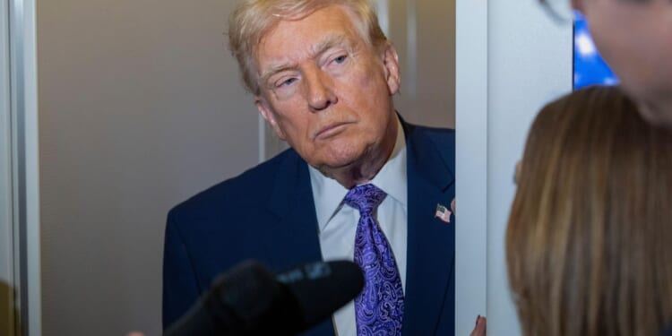 Live updates: Trump calls his Cabinet to meet amid scrutiny over boat strikes