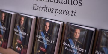 In a new memoir, Spain's exiled king seeks redemption. Spaniards seem unmoved