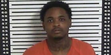 Louisiana Sheriff hunting for the last of 3 inmates who escaped from a jail