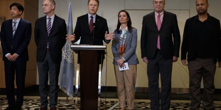 A U.N. team in Lebanon examines options for border area with Israel after peacekeepers leave